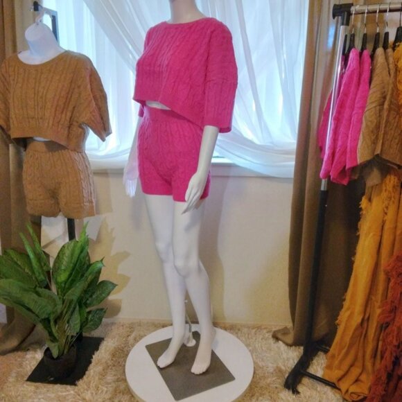 Junior/Misses- 2pc Fuchsia Sweater Set - Picture 8 of 10